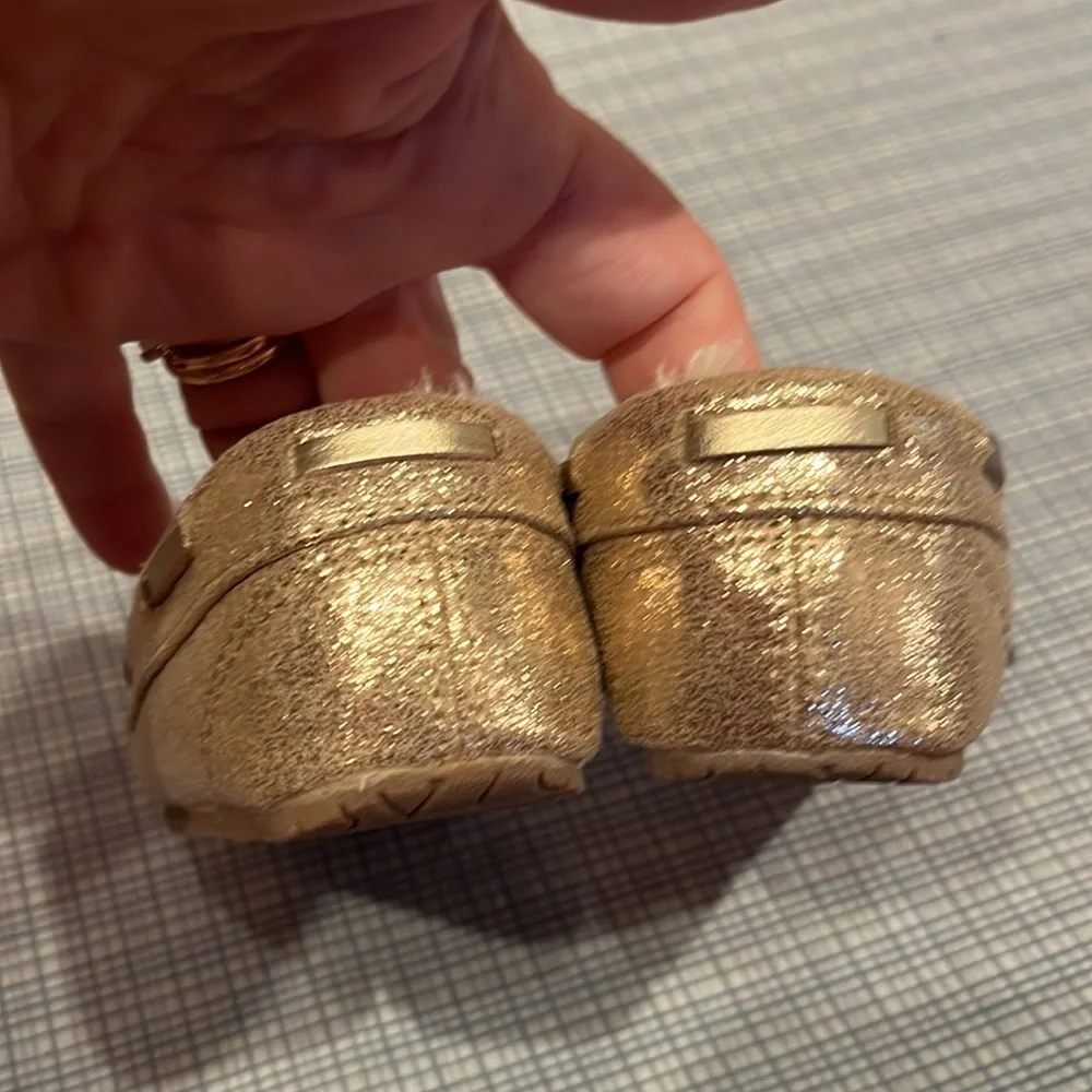 NEW Gold Glitter faux Fur Lined Moccasins Size 5